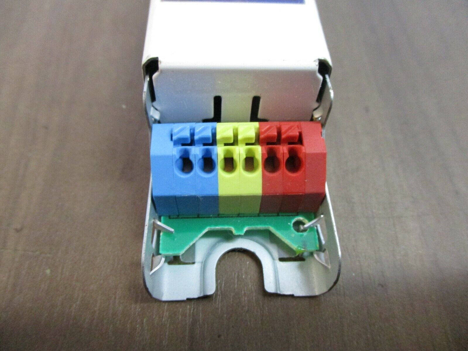 Advance Centium Electronic Ballast ICN-2S24 120-277V 50/60Hz Used