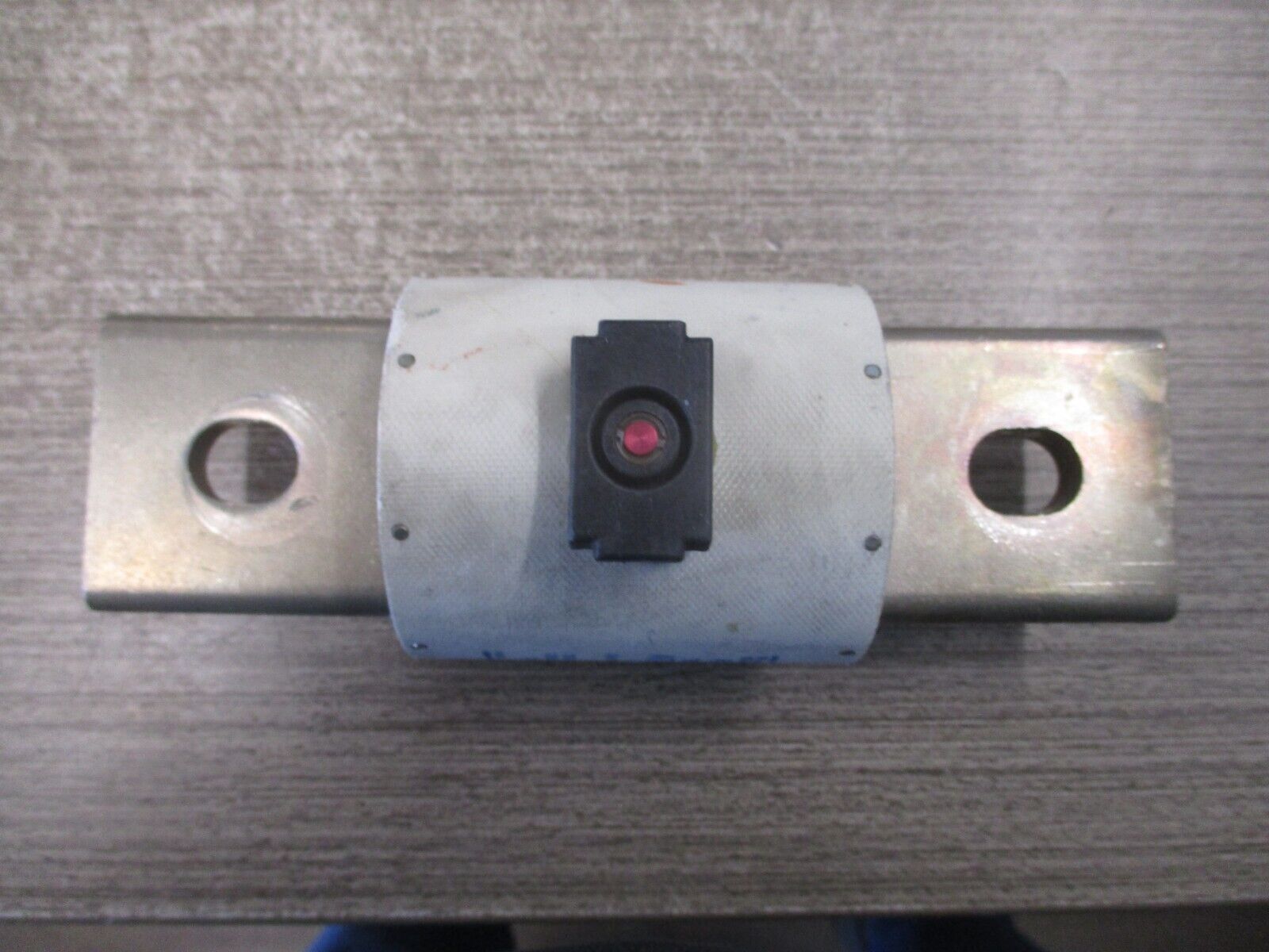 Ferraz Shawmut Amp-Trap Fuse A70QS700-4IL 700A 700V *NO Contact* Used