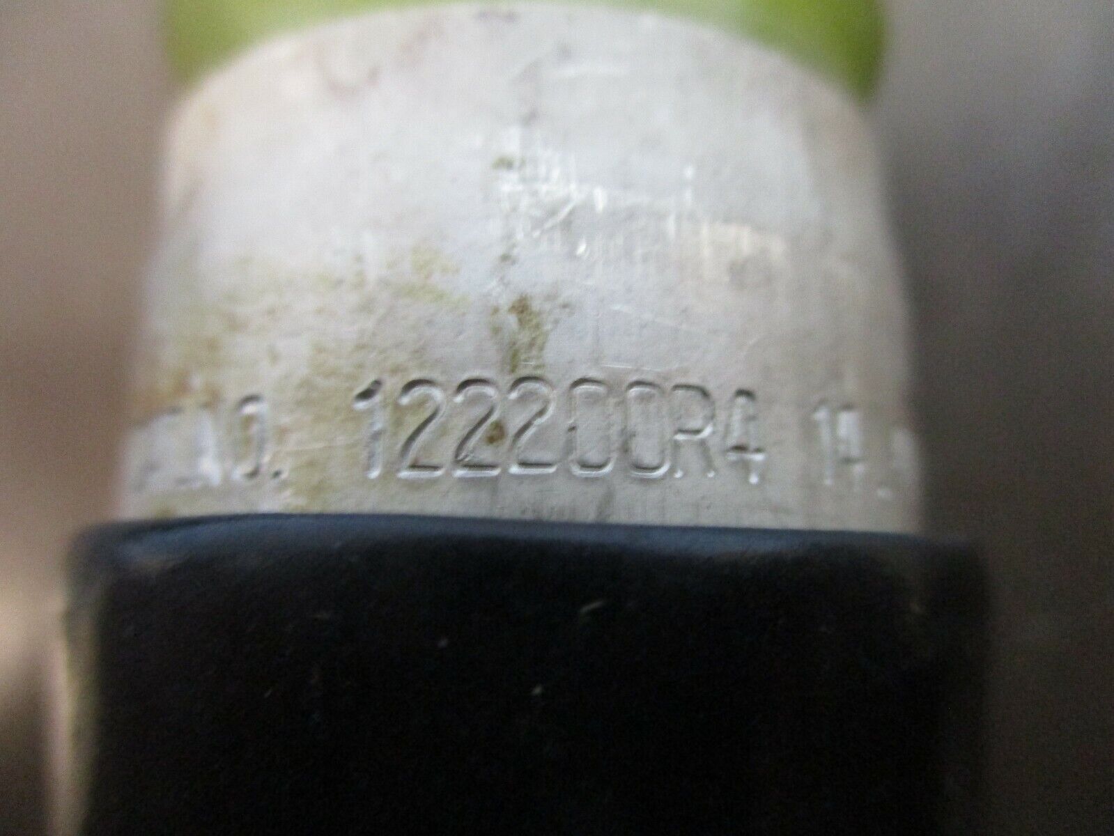 S&C SM-4 Fuse Refill Unit 122200R4 125E 14.4KV Used