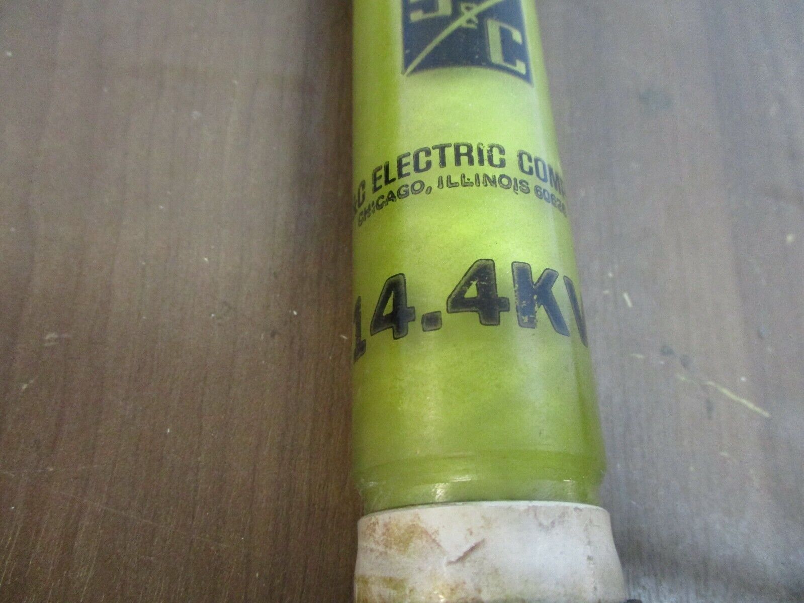 S&C SM-4 Fuse Refill Unit 122200R4 125E 14.4KV Used