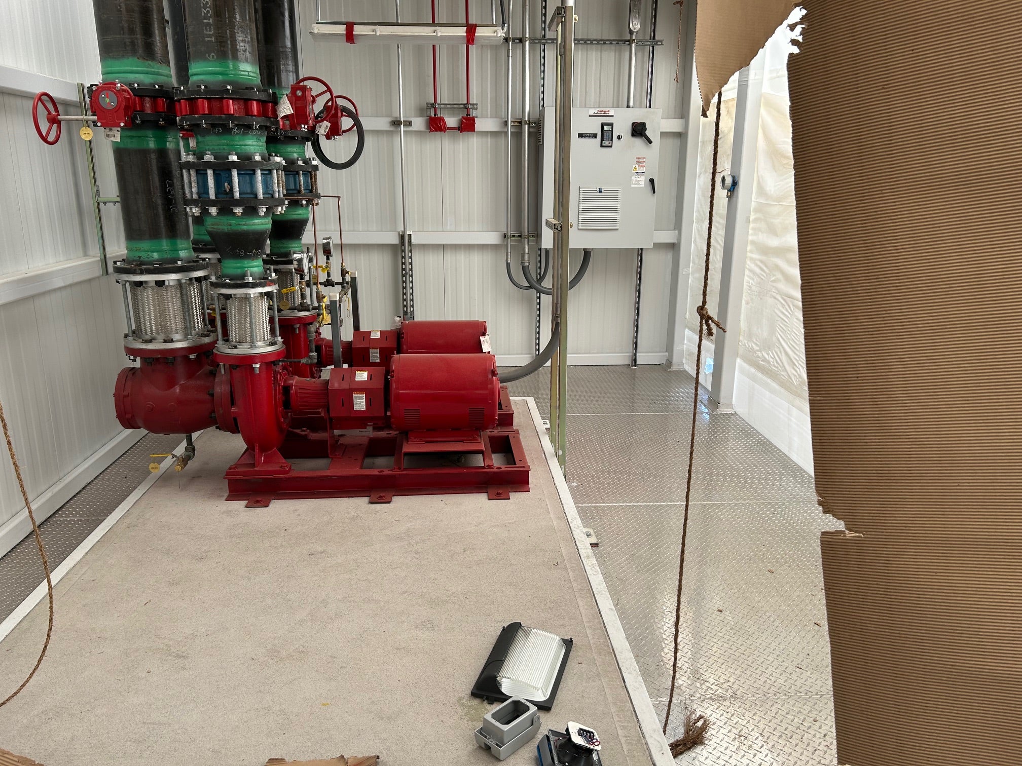 Temporary Water Cooled Chiller Package 1520 Ton 480V Trane CVHF760 Marley NC8405