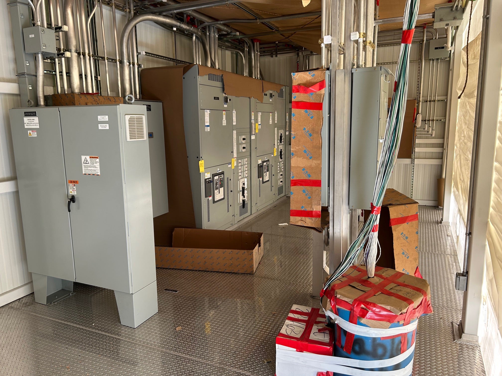 Temporary Water Cooled Chiller Package 1520 Ton 480V Trane CVHF760 Marley NC8405