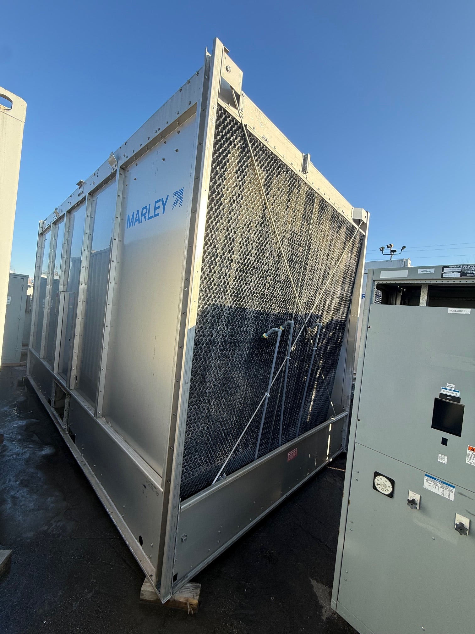 Marley NC8400 CrossFlow Cooling Tower NC8405TAN2SGF 539Ton MFD 2016