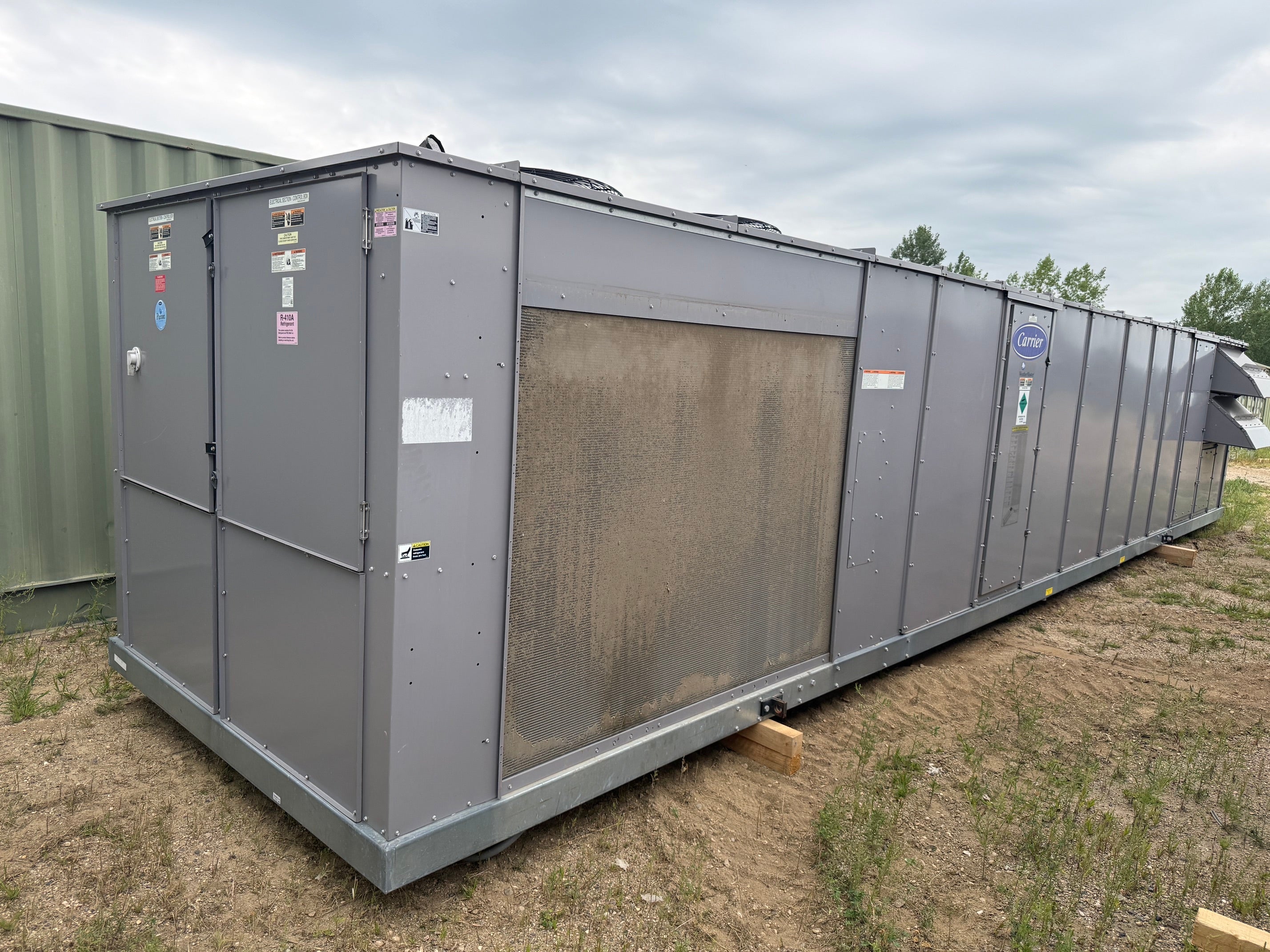Carrier 48P Rooftop unit 60 Ton, 480V MFD 2021 Natural Gas Heat
