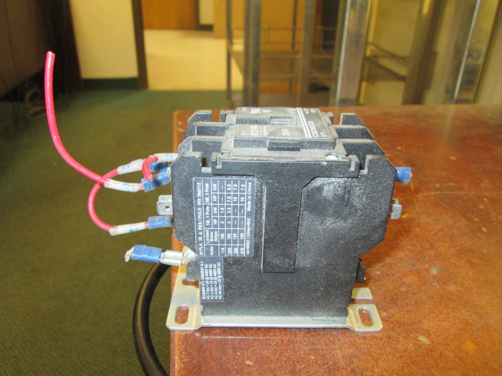 Eaton Contactor C25DND225 120V Coil 25A Used