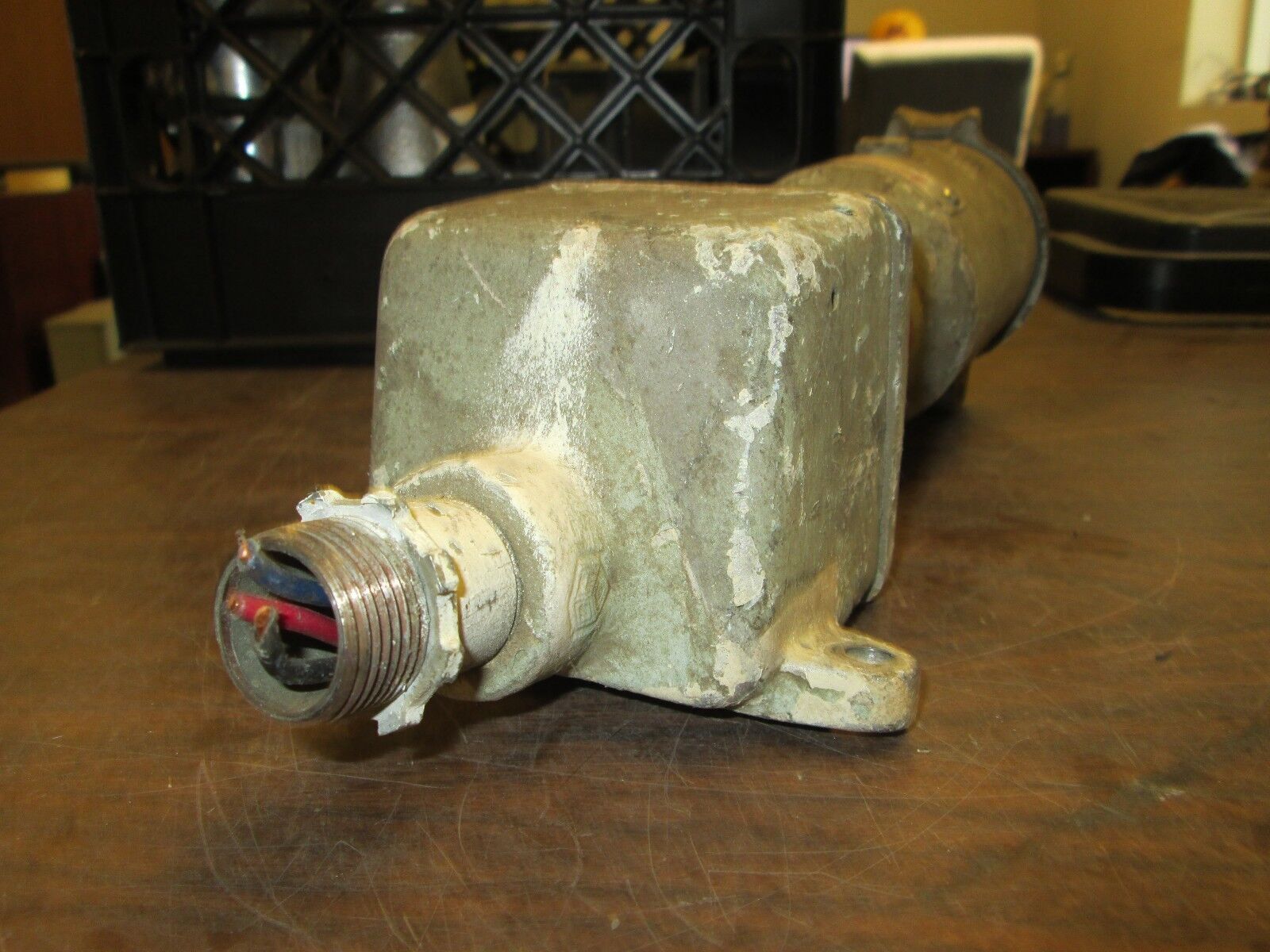 Crouse-Hinds Receptacle w/ Base 30A 600V 4W Used