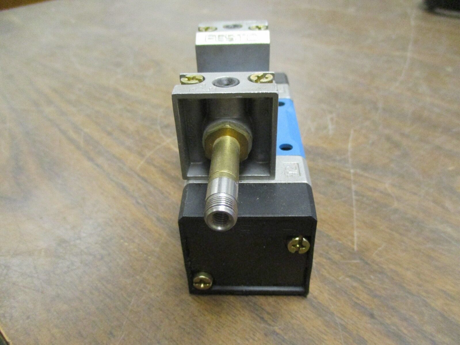 Festo Solenoid Valve MFH-5/3E-D-1 C 5...145PSI Used