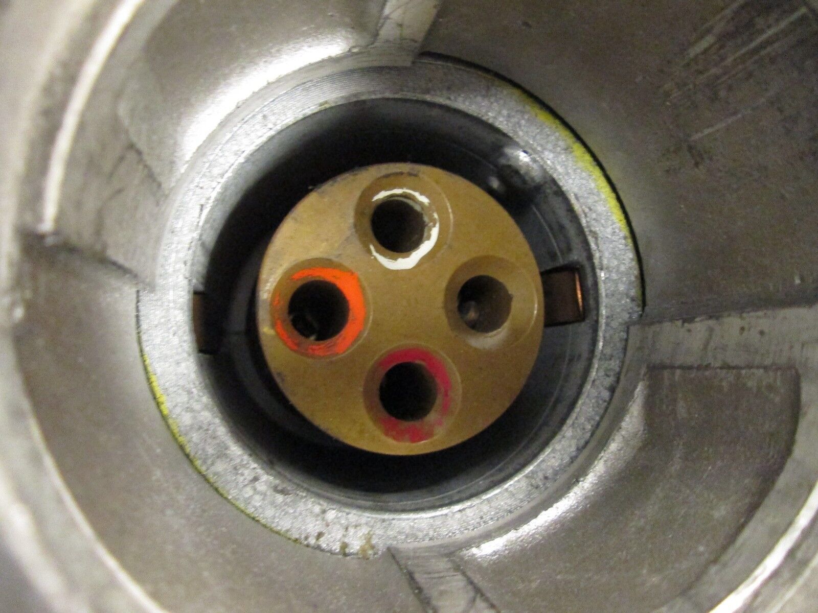 Crouse-Hinds Receptacle w/ Base CESD4234 30/60A 460/230V 3P 4W Used