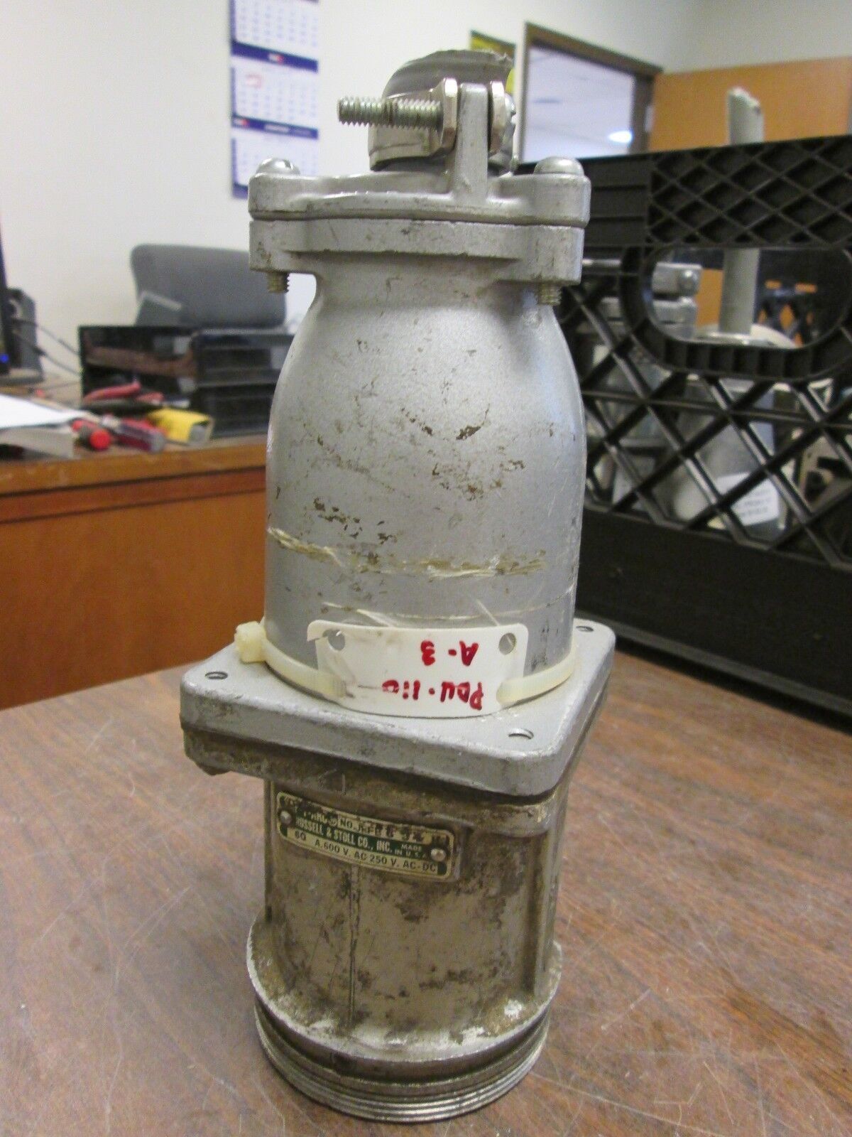 Russellstoll Receptacle JRFB 6 34 60A 600V 4W Used - no cap