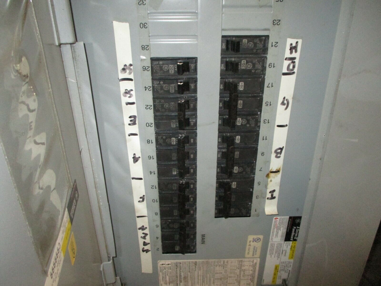 GE Main Breaker Circuit Breaker Panel AQF3241ATX 100A Main 125A Max 208Y/120V