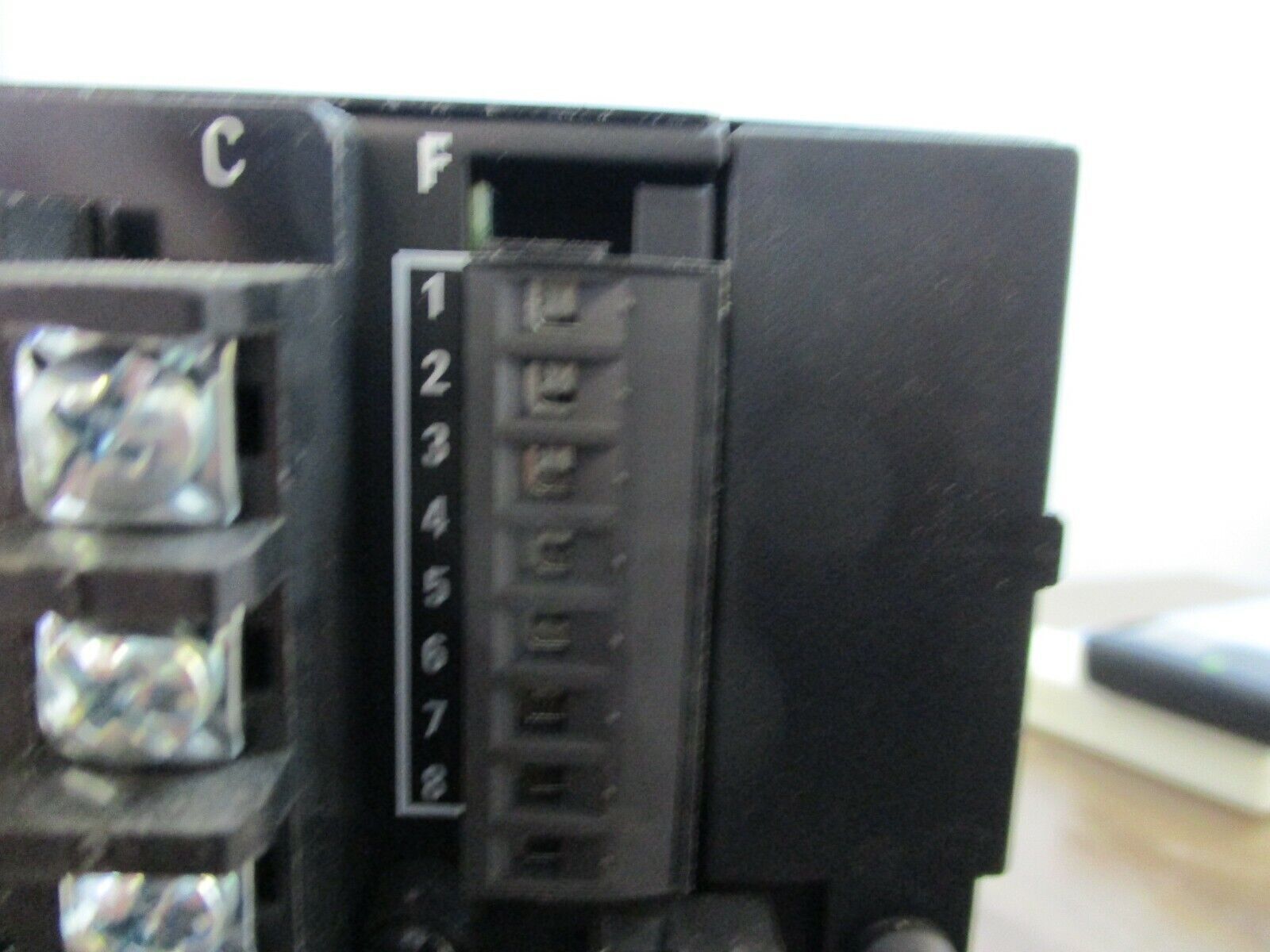 GE Multilin 350 Feeder Protection System 350-E-P5-G5-H-E-S-N-N-SN-D-H Used