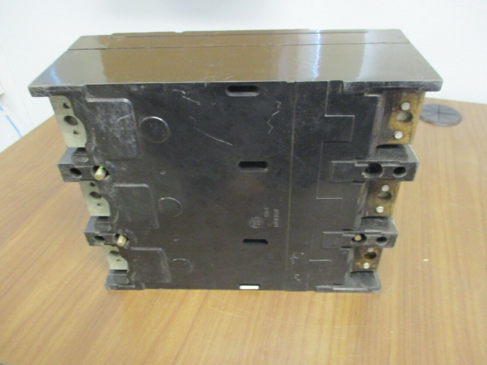 GE Circuit Breaker TJK436F000 400A 600V 3Ph Used