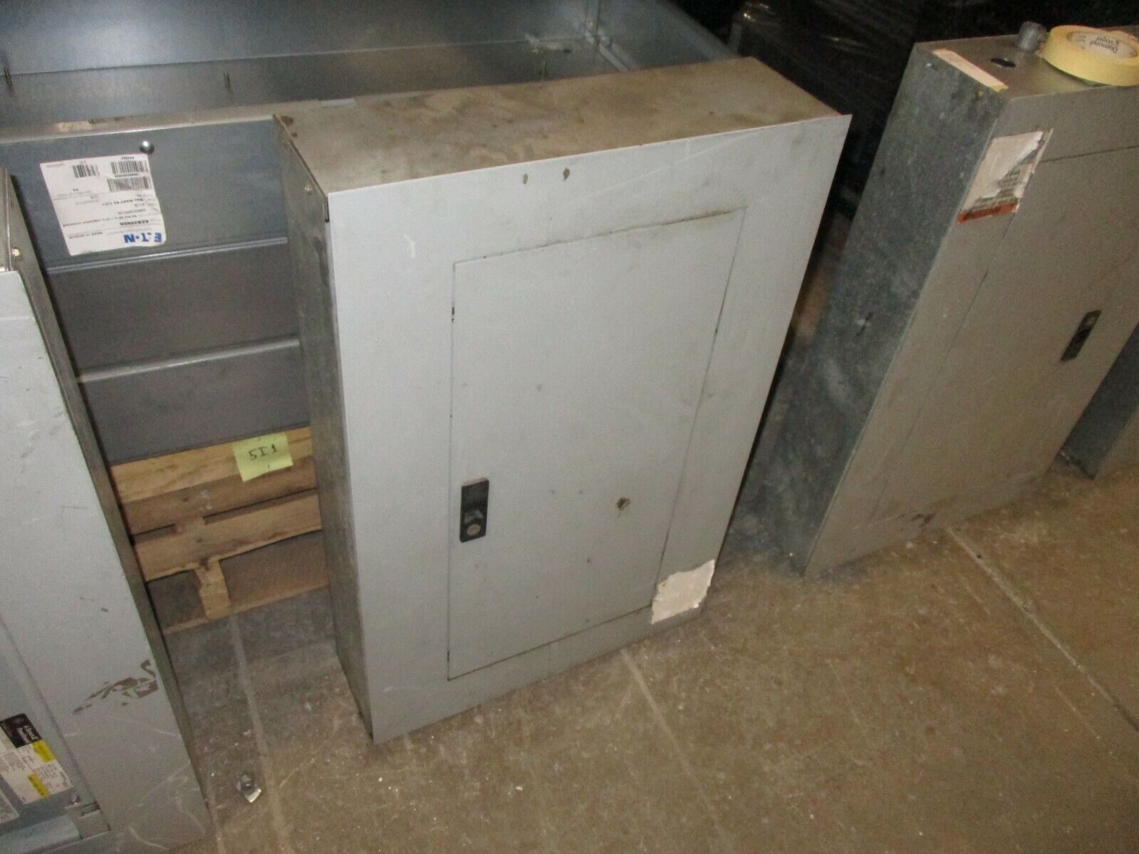 GE Main Breaker Circuit Breaker Panel AQF3241ATX 100A Main 125A Max 208Y/120V