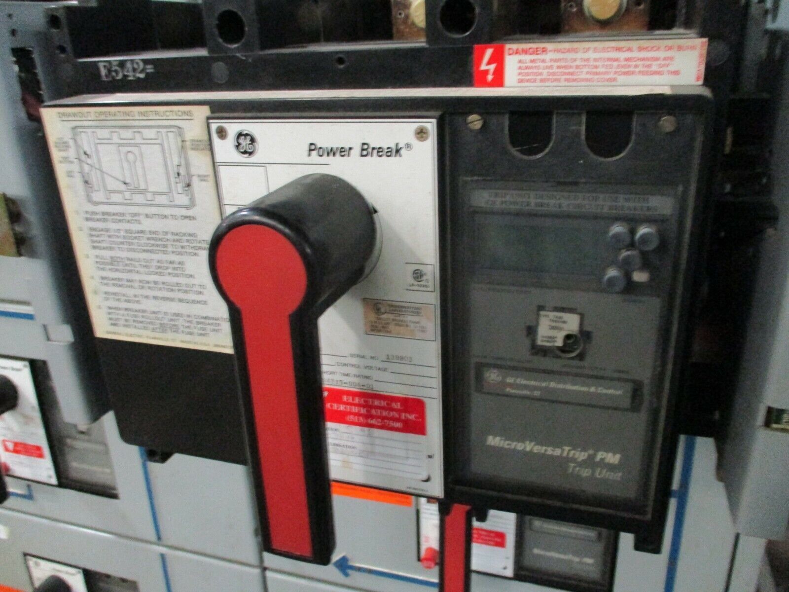 GE Power Break Circuit Breaker THC88TTZR 300A Rating Plug w/ Trip Used