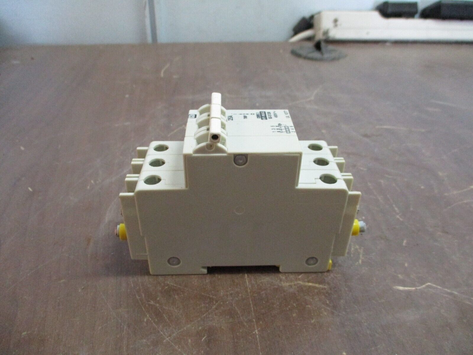 CBi Hy-Mag Circuit Breaker QZ-3(13)D-25 25A 480V 3P Used
