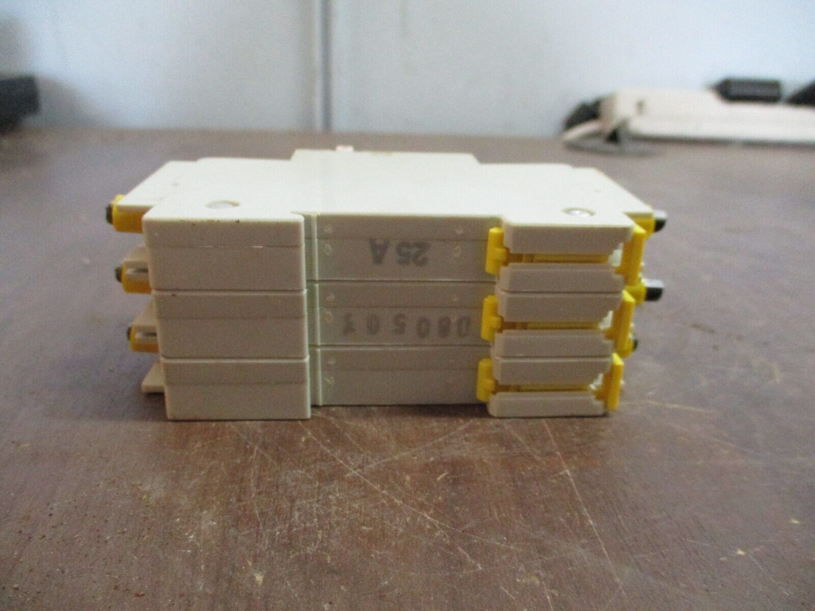 CBi Hy-Mag Circuit Breaker QZ-3(13)D-25 25A 480V 3P Used