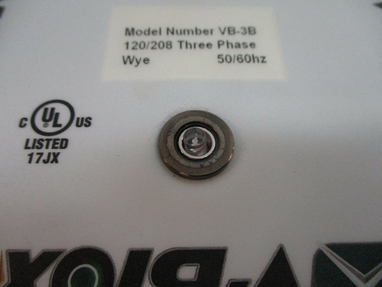 V-Blox Surge Suppressor VB-3B 120/208V 3Ph 50/60Hz *Broken Light* Used