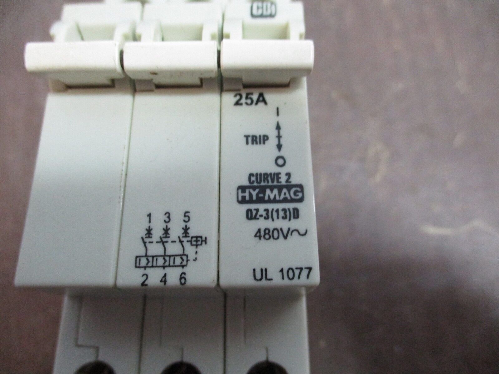 CBi Hy-Mag Circuit Breaker QZ-3(13)D-25 25A 480V 3P *Broken Terminal Fin* Used