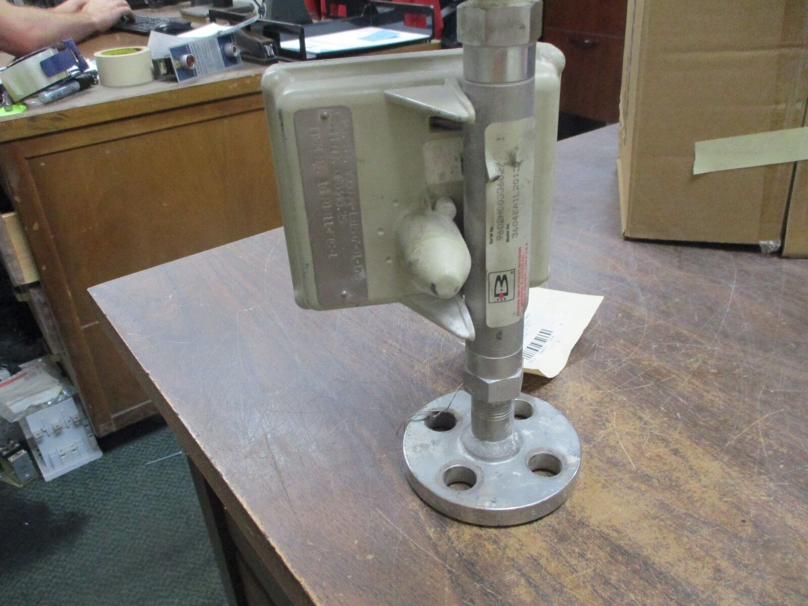 Brooks 3604 Hi Pressure Thru-Flow Indicator 3604EA1L2G1D Range:.38 - 3.8 Used