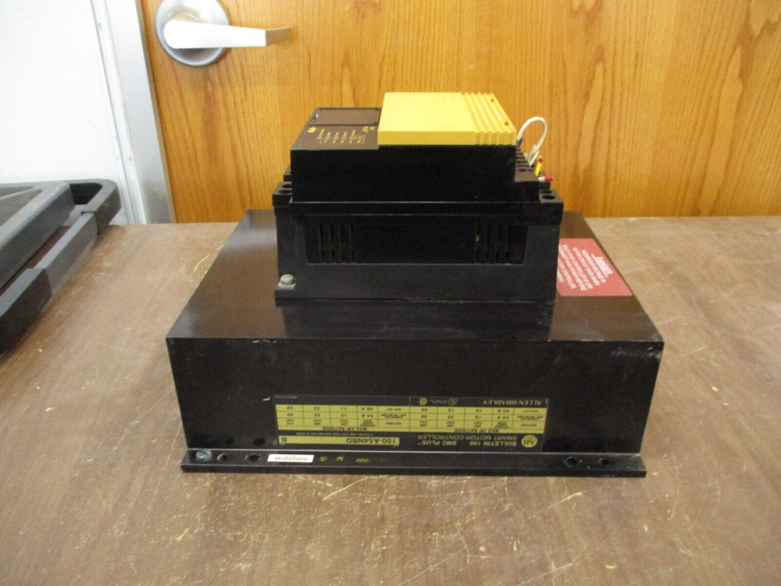 Allen-Bradley SMC Plus Soft Start 150-A54NBD Ser. B 40HP 208-480V 3Ph 54A Used