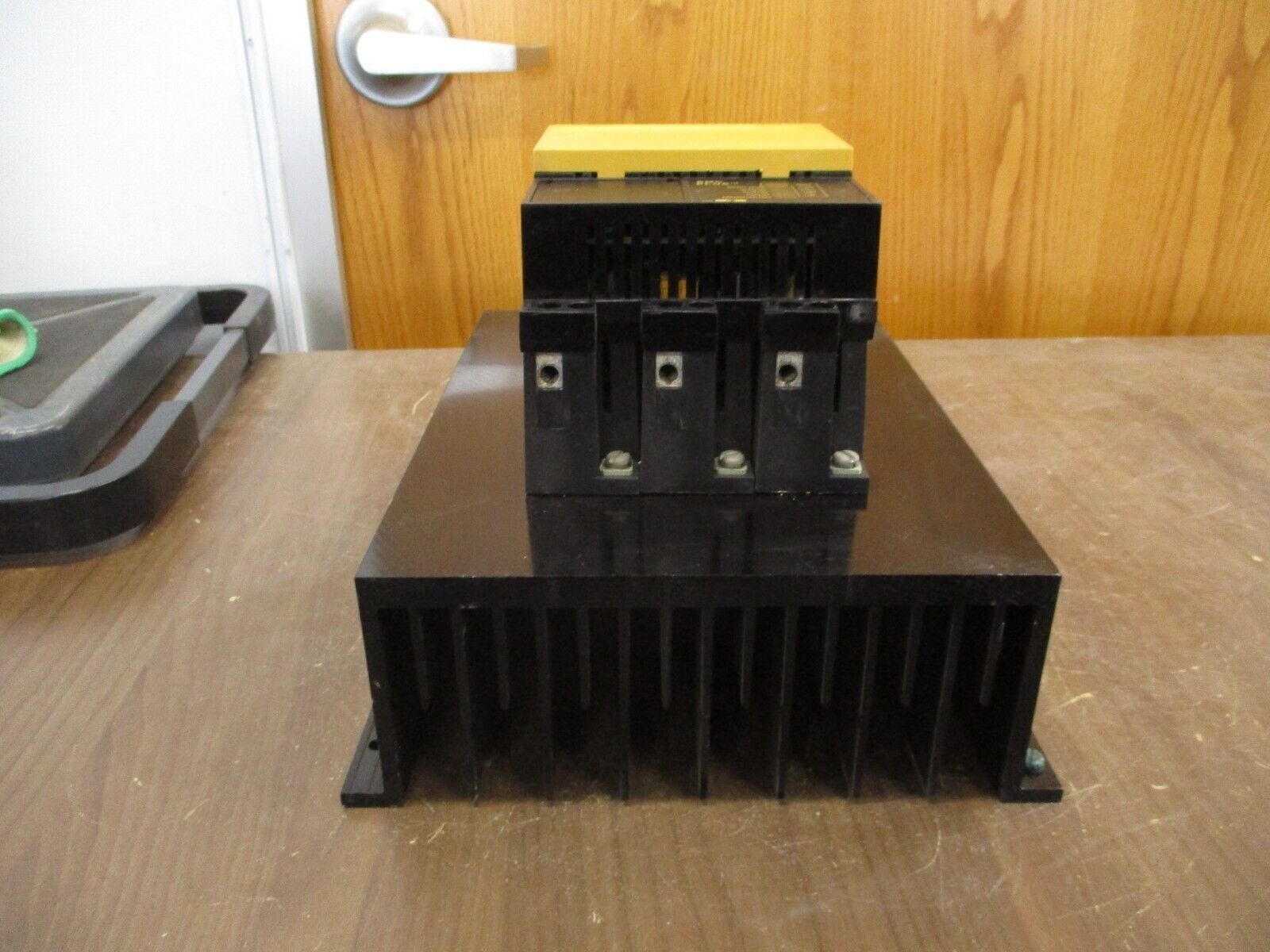 Allen-Bradley SMC Plus Soft Start 150-A54NBD Ser. B 40HP 208-480V 3Ph 54A Used