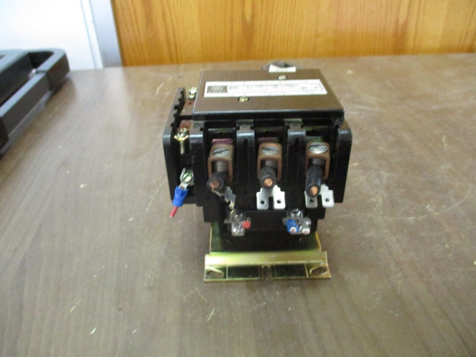 GE Contactor CR353EG3BA1DD 115-120V Coil 75A 600V Used