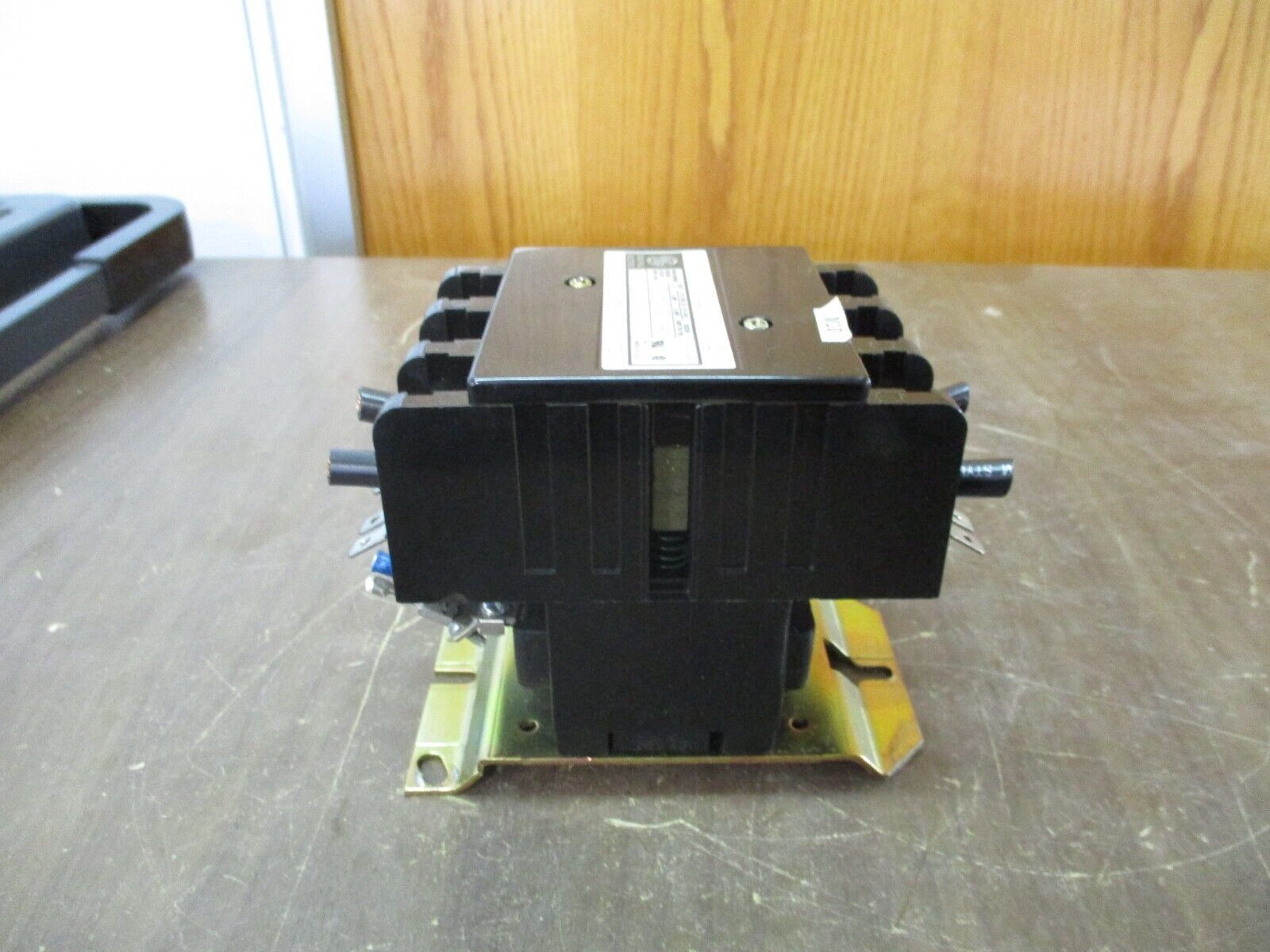 GE Contactor CR353EG3BA1DD 115-120V Coil 75A 600V Used