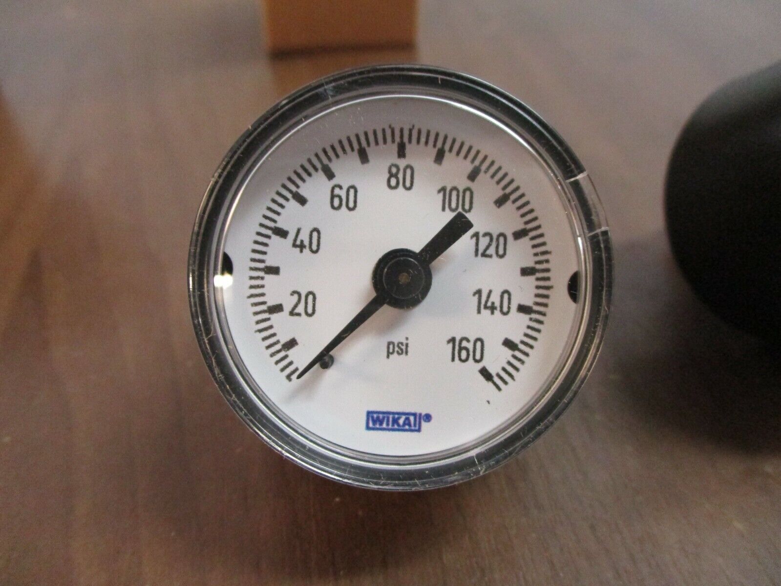 Wika Pressure Gauge 4233395 Type: 111.12 1.5" Range: 160PSI Conn: 1/8" NPT CBM