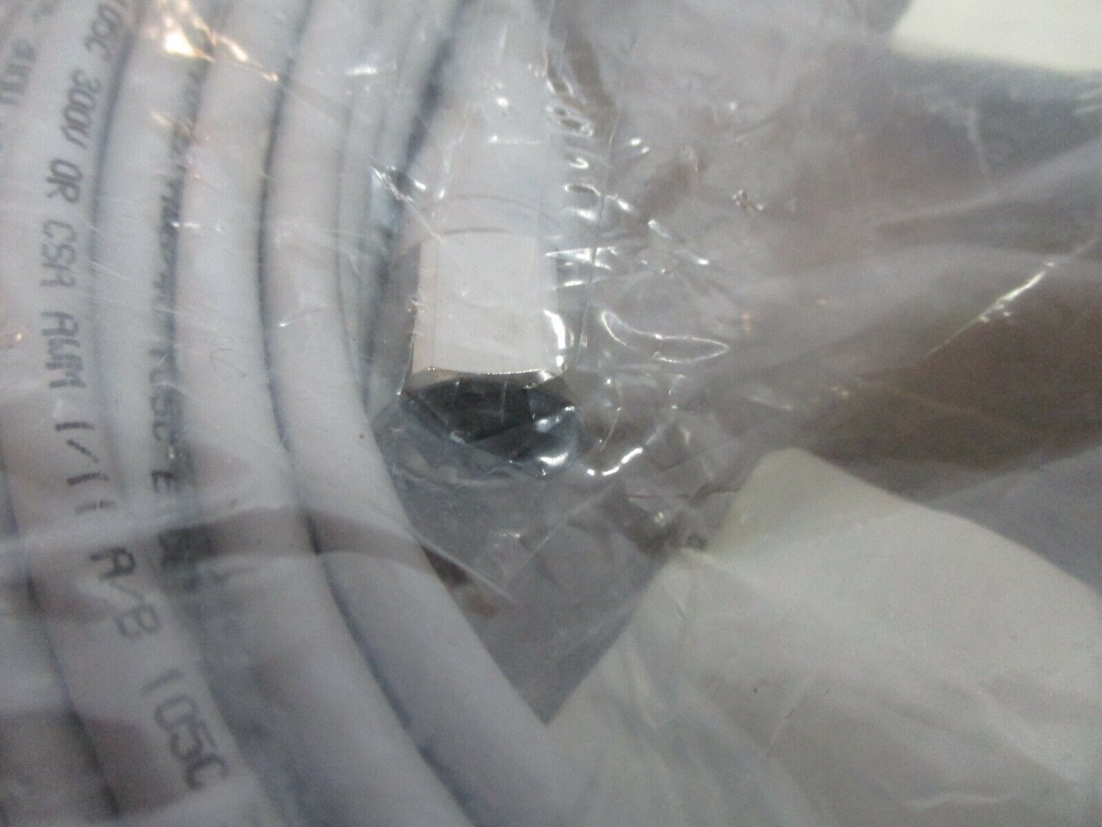 ifm efector Connecting Cable w/ Socket E18110 M12 Connector New Surplus