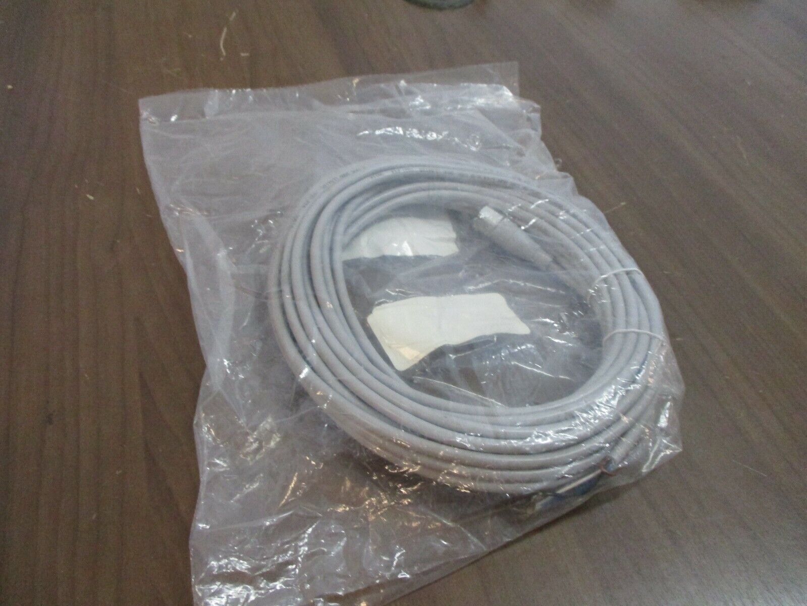 ifm efector Connecting Cable w/ Socket E18110 M12 Connector New Surplus