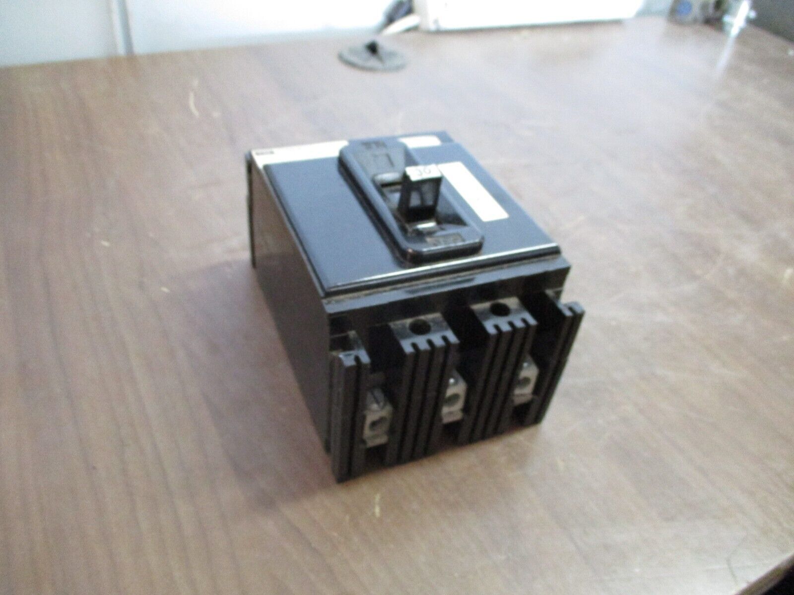 FPE Type NE AB Circuit Breaker NE231030 30A 240V 3P *Chipped Terminal Corner*