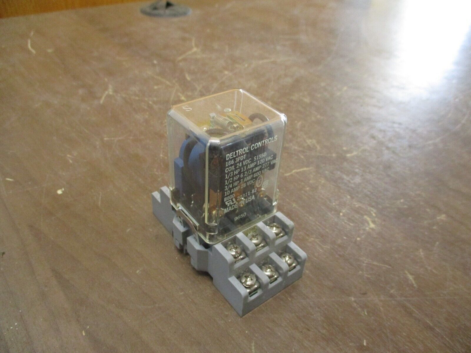 Deltrol Controls Relay 166 3PDT 24VDC Coil w/ Base Used