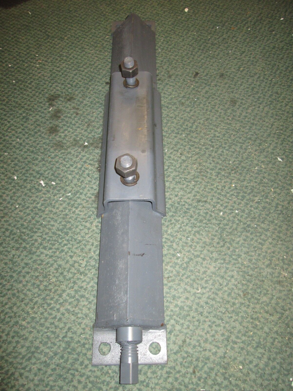 Adjustable Motor Frame mounting bolts 9" apart, 27" rail, rail base 32" x 4.5"