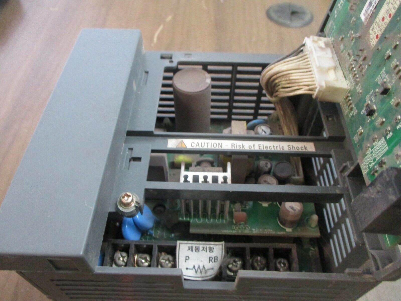 Dayton AC Drive 1KBT6 3HP 3Ph Input: 380~480V 50/60Hz 11A Used