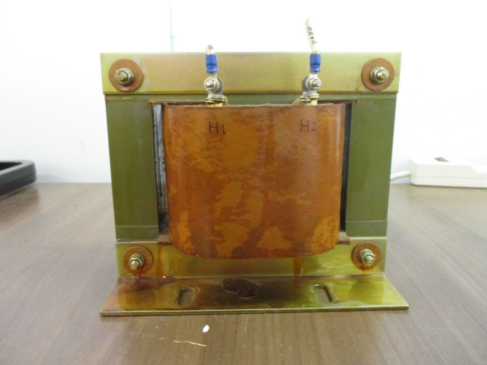Miitsubishi Transformer A450 1kVA Pri: 480V Sec: 200V 60Hz 1Ph Used
