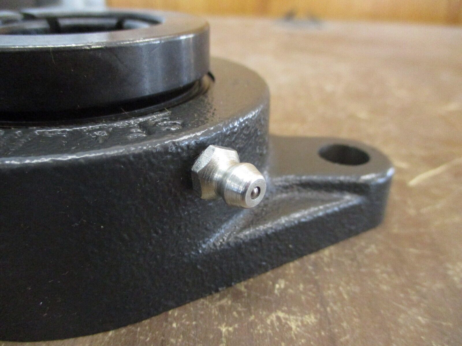 SealMaster Skwezloc Gold Line Flange Bearing SFT-18T 1-1/8" New Surplus