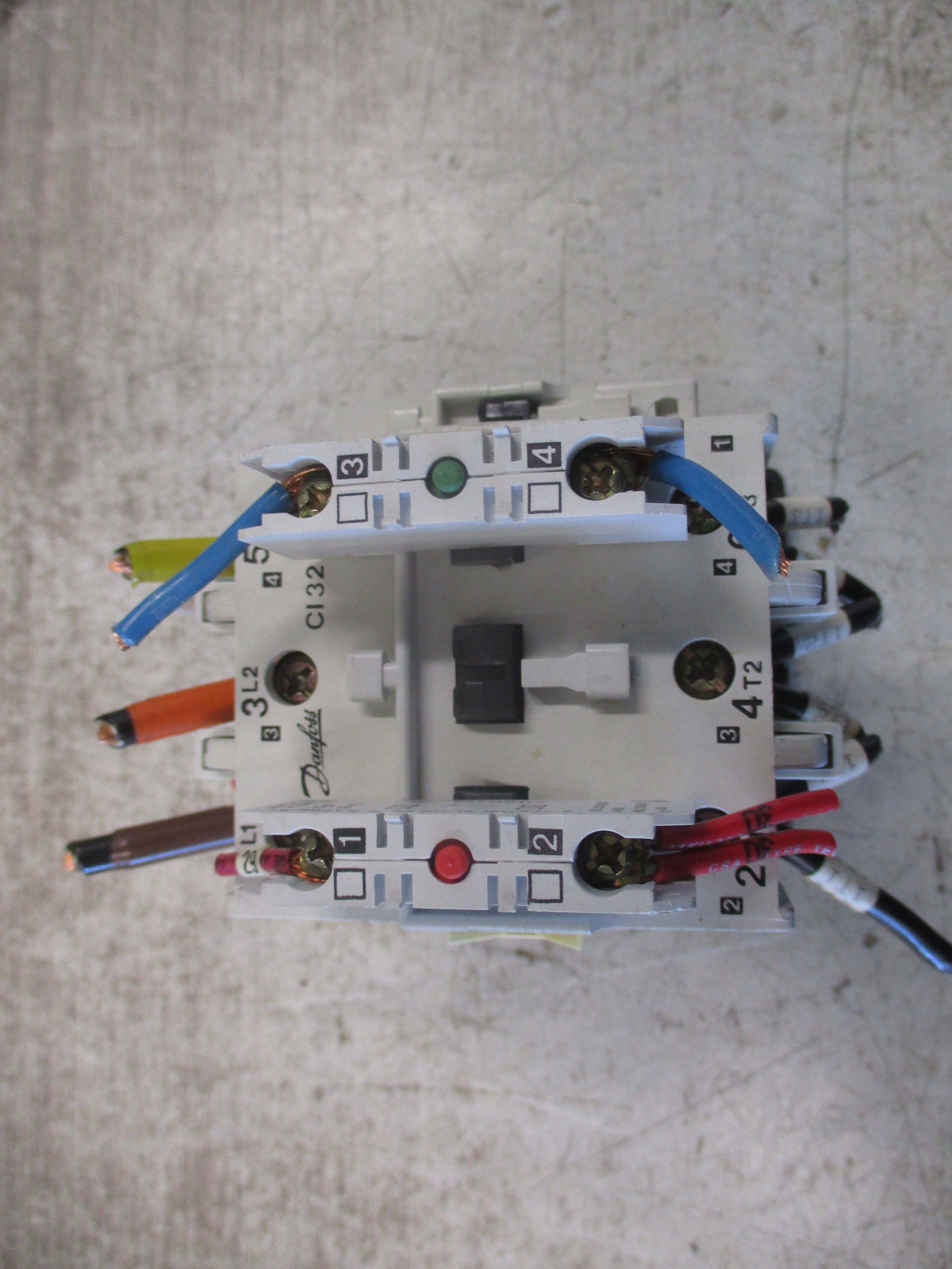 Danfoss Contactor CI 32 110V Coil 70A 600V w 2 Aux Contacts Used