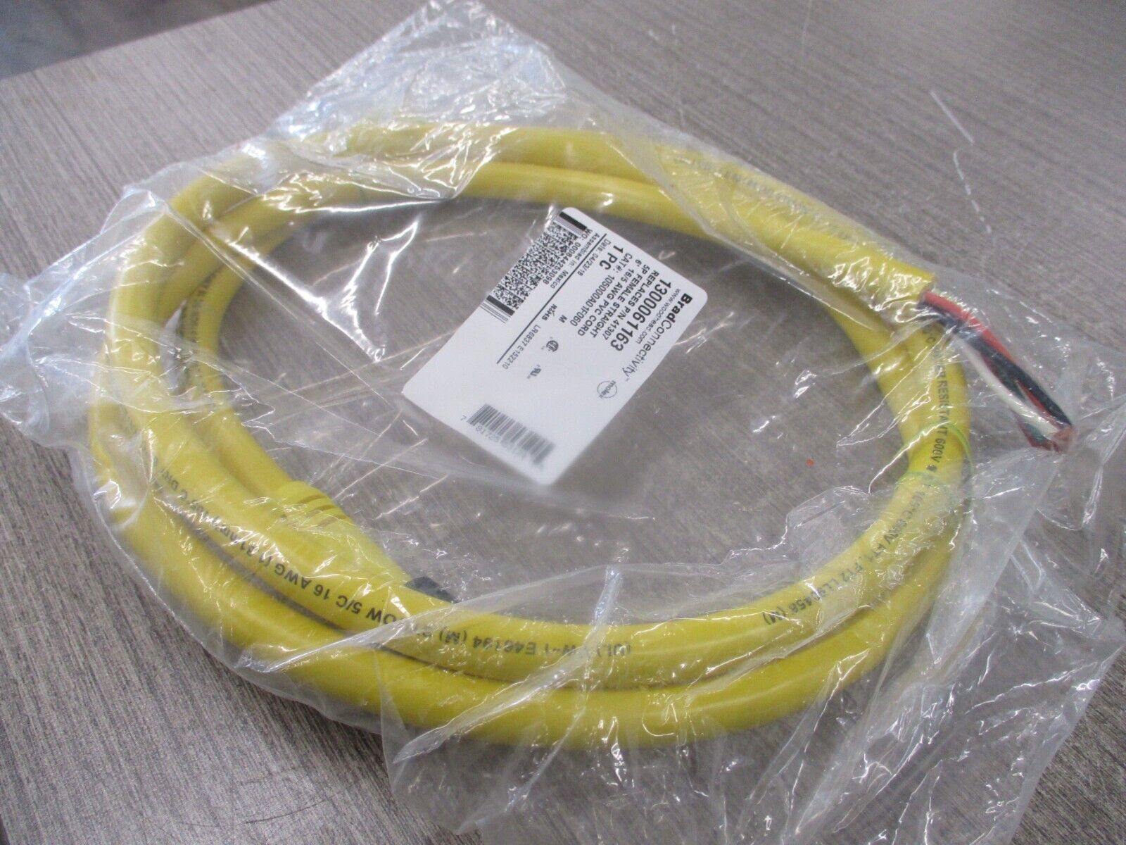 Woodhead Brad Connectivity Cordset 105000A01F060 5p Female Straight New Surplus