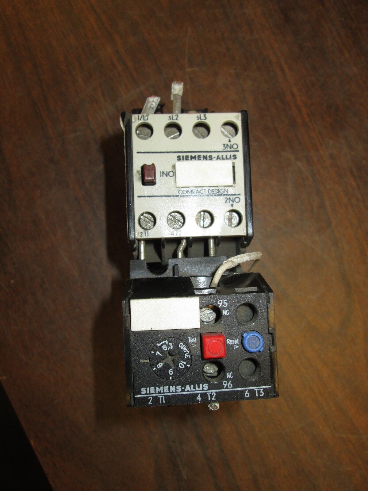 Siemens Contactor C210C*3 OLR1000CC0 120V Coil 18A 600V Used