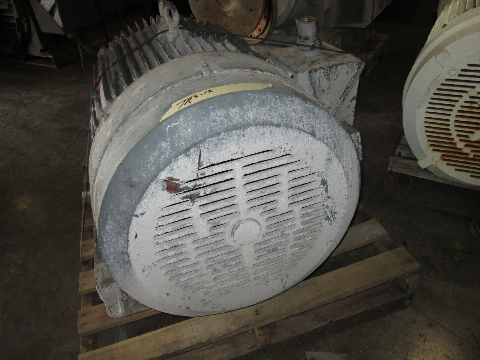 Reliance Motor 2MVF33193-G2-WM 200HP 1800 RPM's 2300V 44A