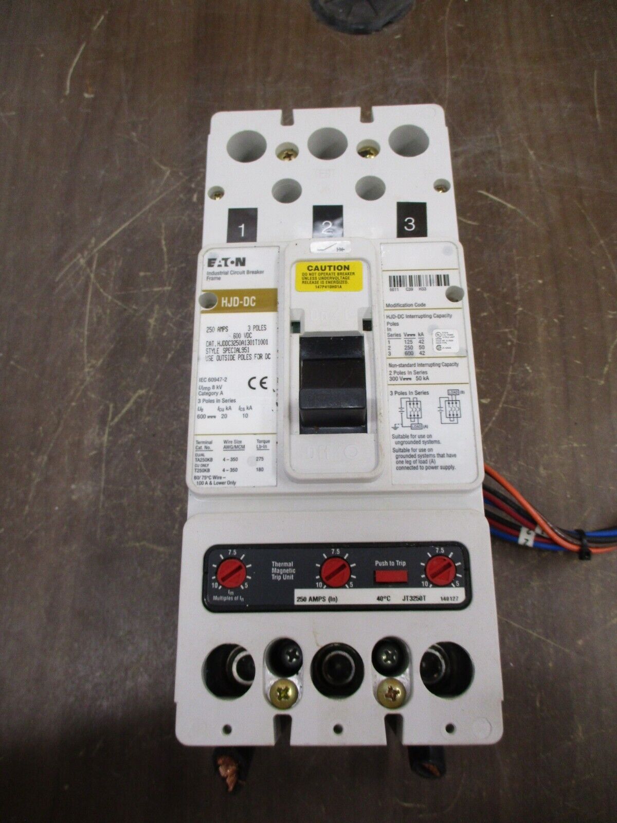 Eaton HJD-DC Circuit Breaker HJDDC3250A1301T1001 250A 600VDC 3P Used