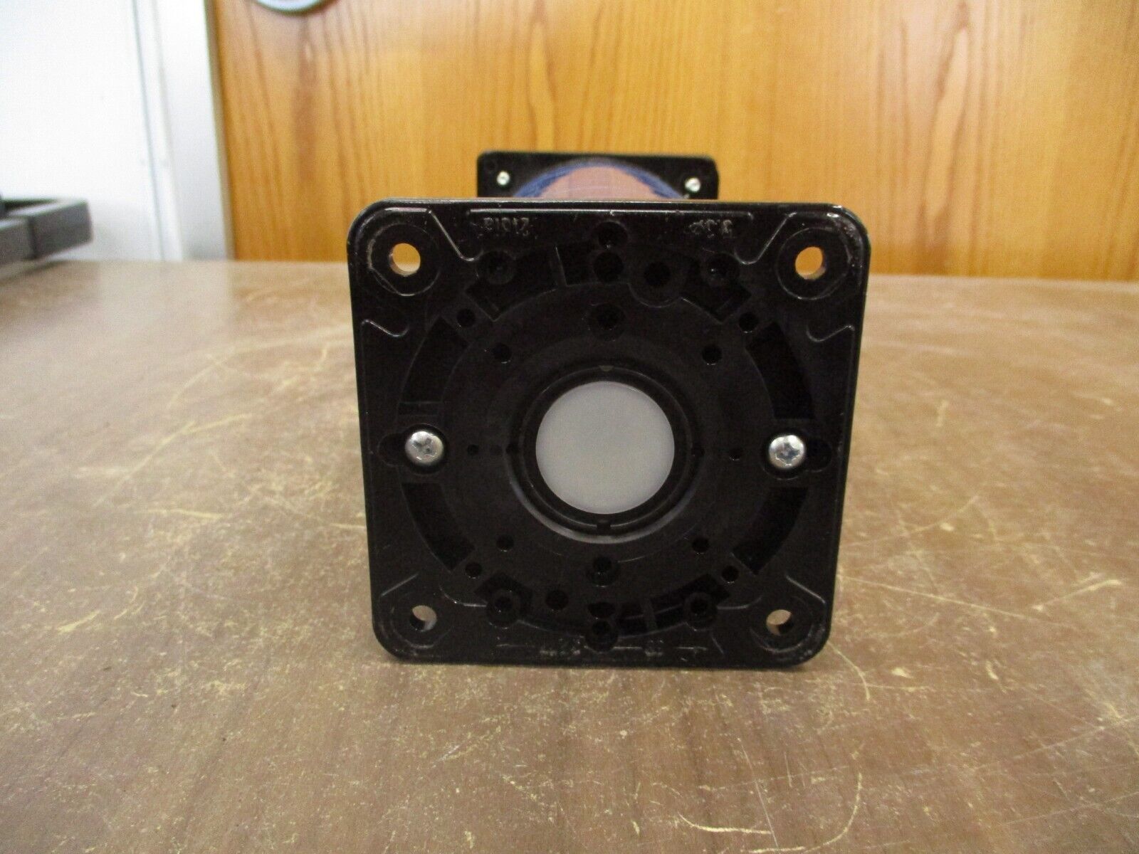 Kraus & Naimer C80 UPS Service Bypass Rotary Switch USM663 100A 600V *No Handle*