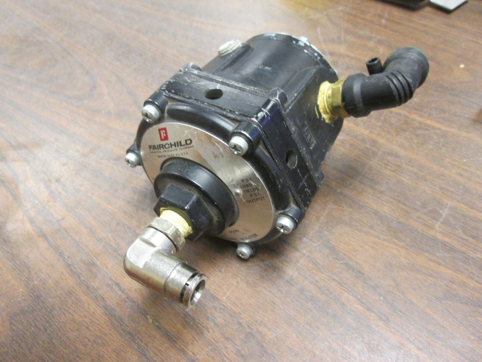 Fairchild Model 4500 Air Volume Booster 4543 250PSI Max Supply 150PSI Max Load