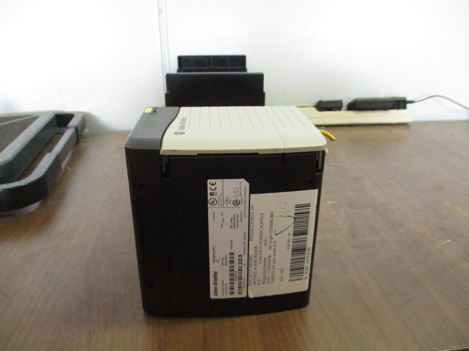 Allen-Bradley 13-Slot Chassis w/ Power Supply 1756-A13B / 1756-PA72C Used