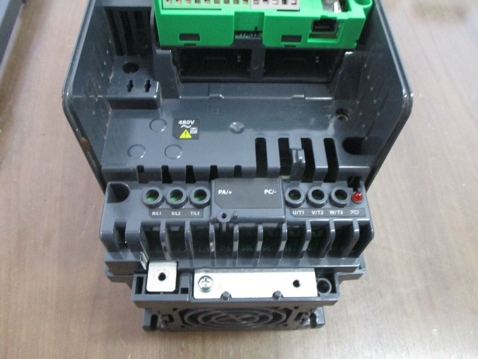 Schneider Electric Altivar 630 AC Drive ATV630U75N4 10HP 3Ph w/ Keypad Used