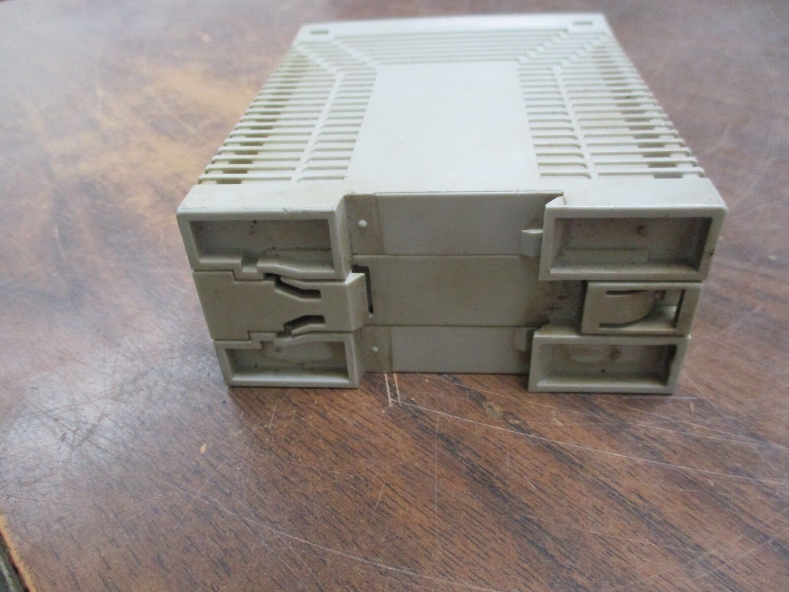 ABB Power Supply CP-E 24/1.25 Input: 100-240VAC Output: 24VDC, 1.25A Used