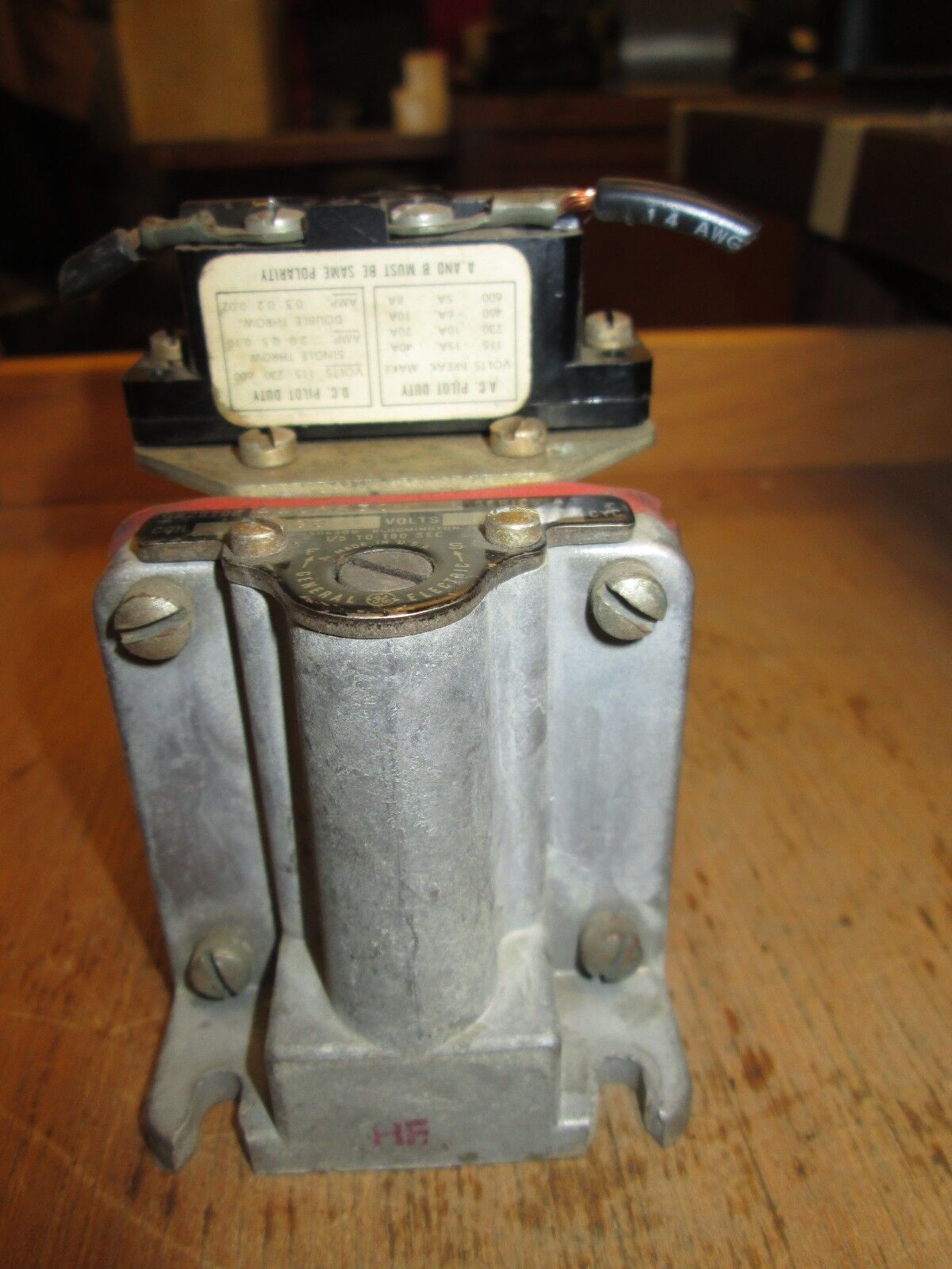 GE Pneumatic Time Delay Relay CR2820B 110AA3 No Coil Used