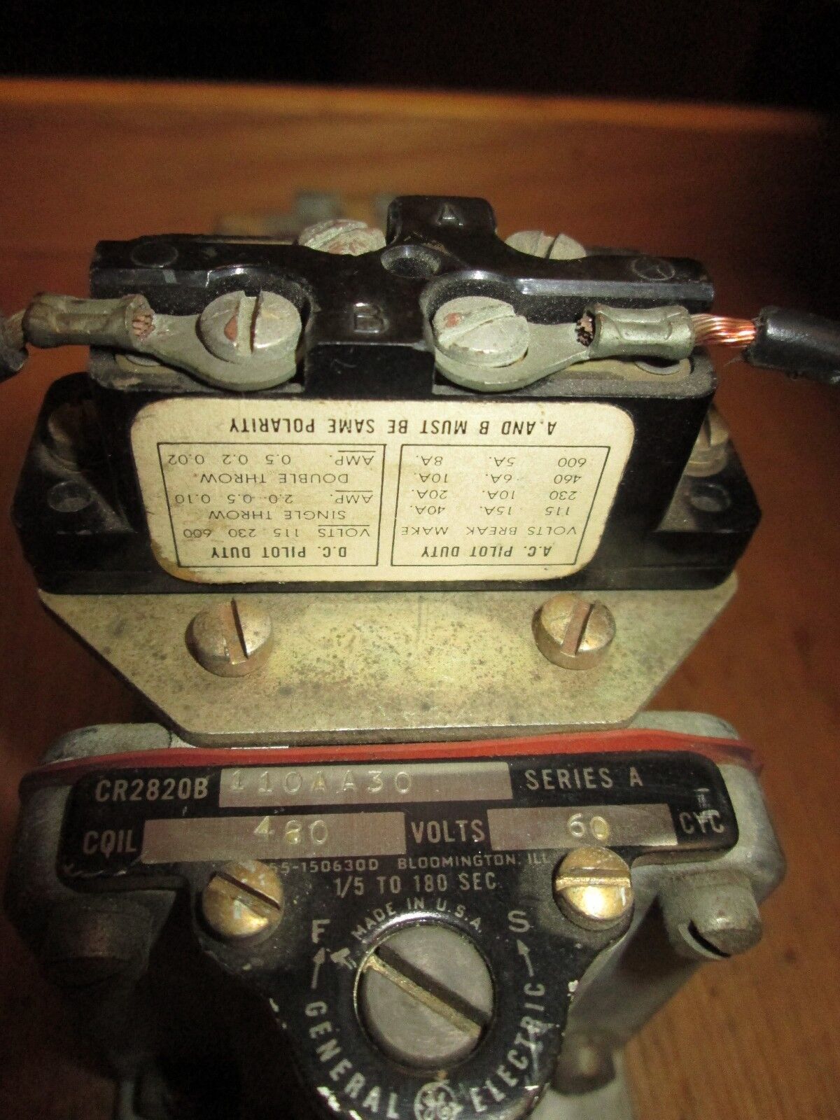 GE Pneumatic Time Delay Relay CR2820B 110AA3 No Coil Used