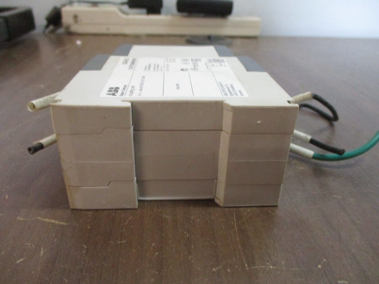 ABB CM-IVN.S Coupling Unit 1SVR750669R9400 L-L Max: 793.5VAC 1150VDC Used