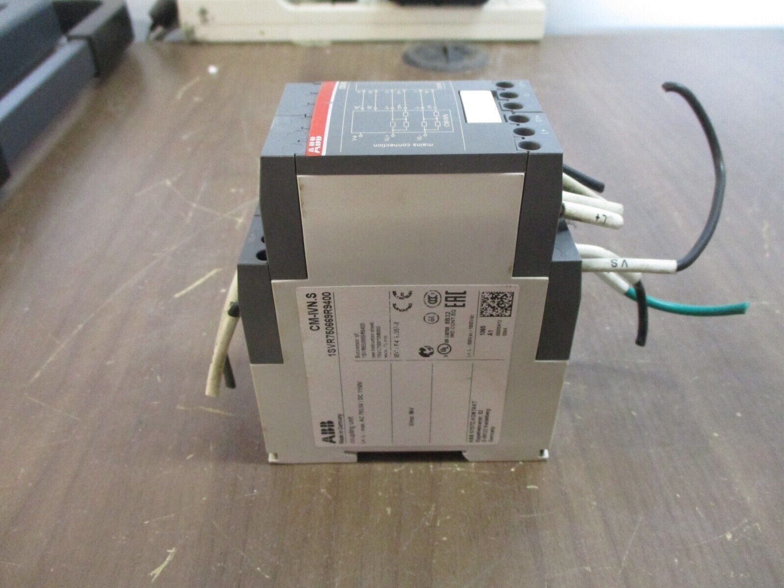 ABB CM-IVN.S Coupling Unit 1SVR750669R9400 L-L Max: 793.5VAC 1150VDC Used